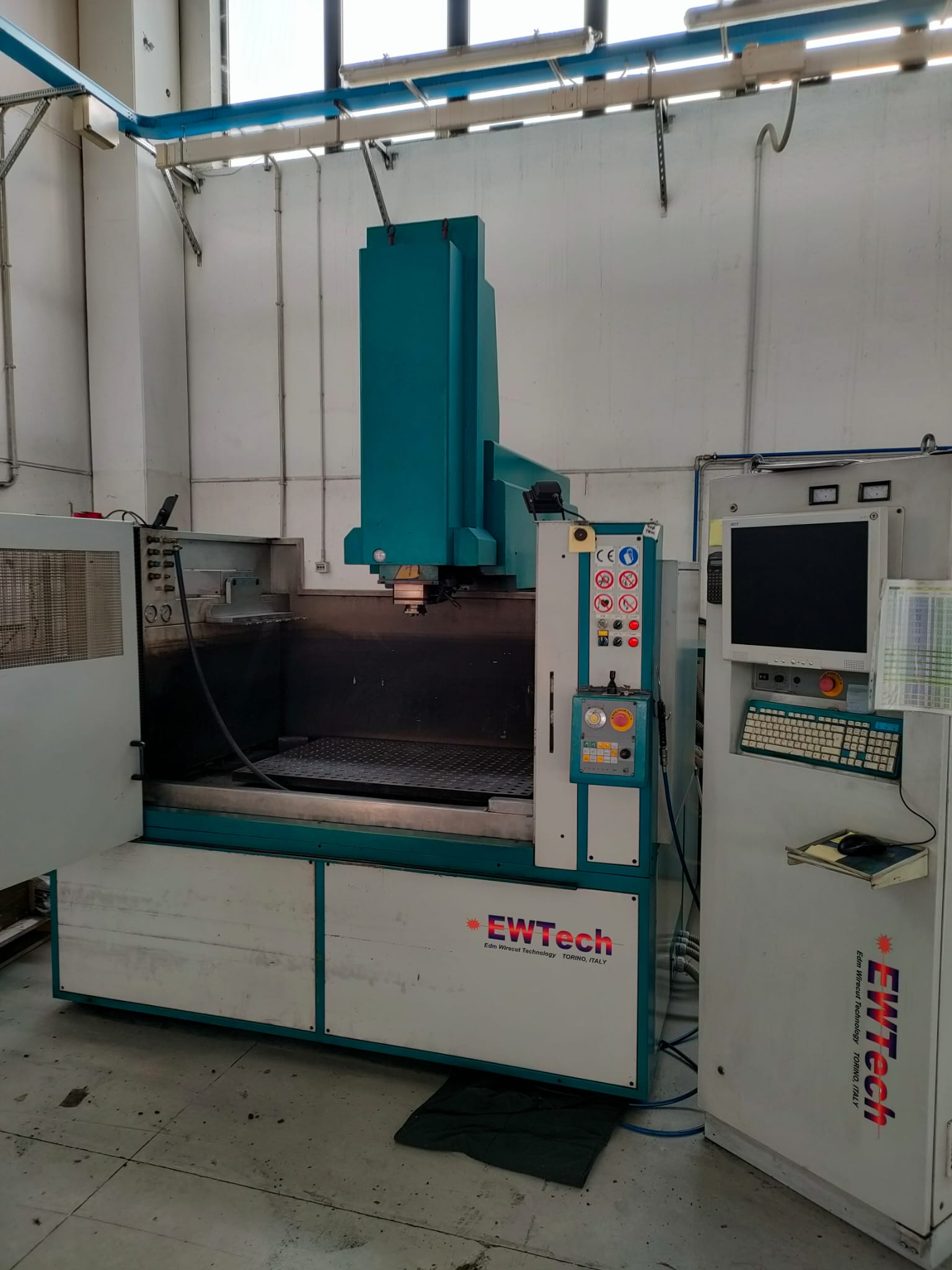 EWTECH VX 8  2012